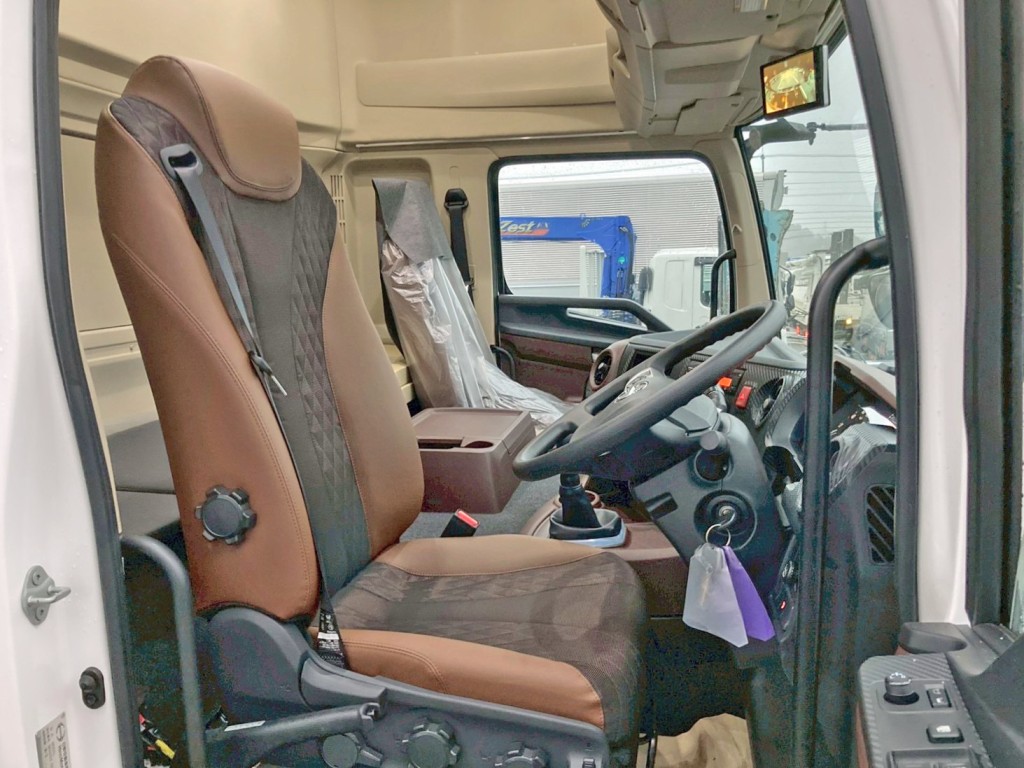 ハイルーフキャビンです。|日野 プロフィア 2DG-FS1AHEの写真7