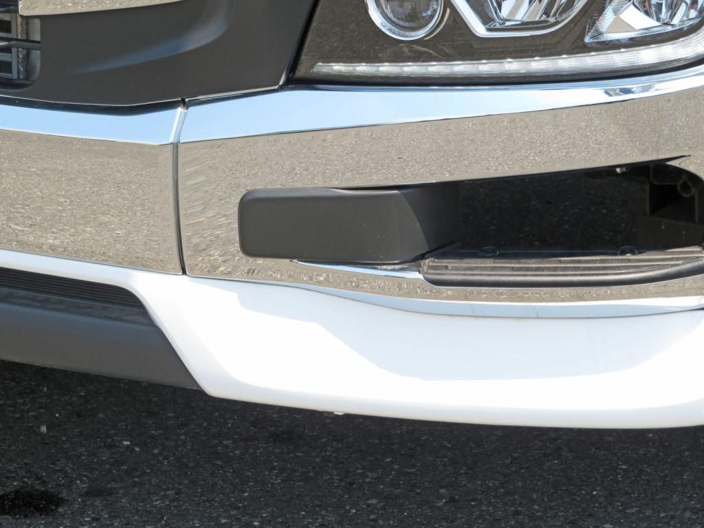 サイトアラウンドモニターシステム付きです。|日野 プロフィア 2DG-FS1AHEの写真13