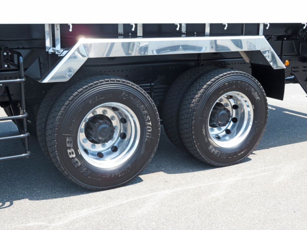 アルミホイールです。|日野 プロフィア 2DG-FS1AHEの写真18