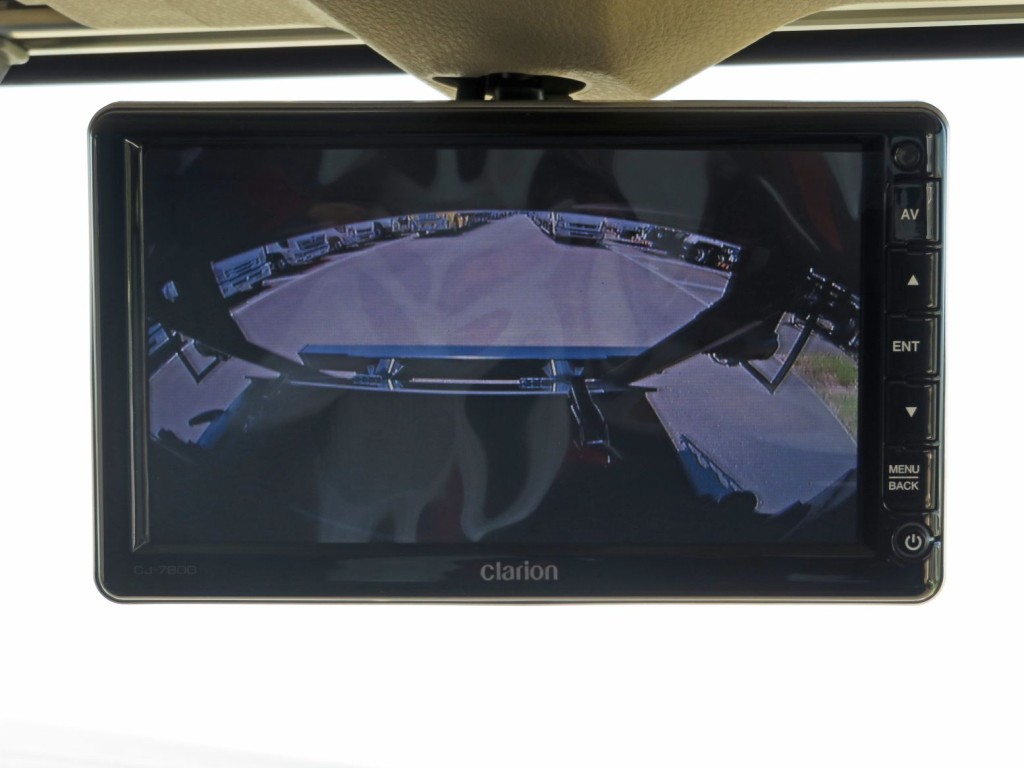 液晶バックモニター付きです。|日野 プロフィア 2DG-FS1AHEの写真24