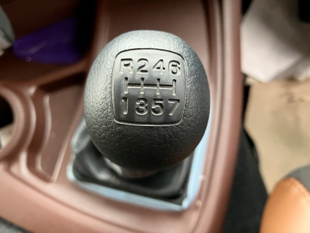 7速マニュアルです。|日野 プロフィア 2DG-FS1AJEの写真22