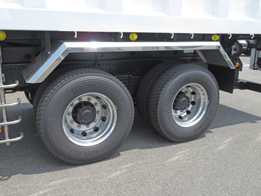 アルミホイールです。|日野 プロフィア 2DG-FS1AJEの写真18