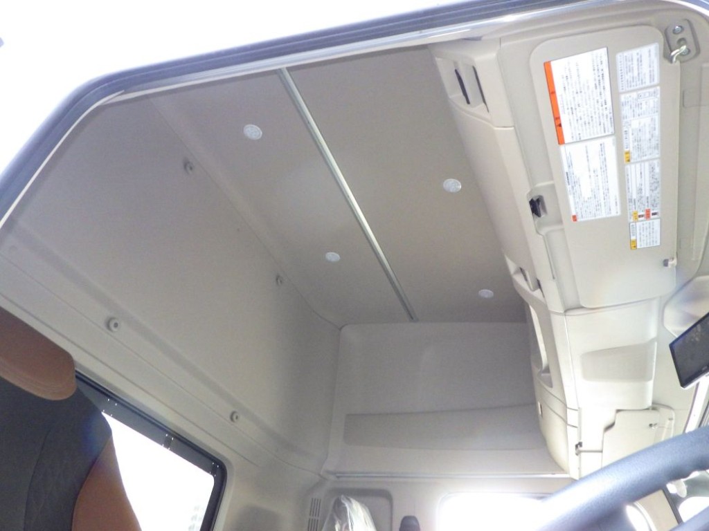 ハイルーフです。|日野 プロフィア 2DG-FW1AHCの写真21