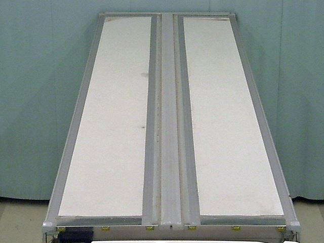 日野 プロフィア 2DG-FR1AHCの写真57