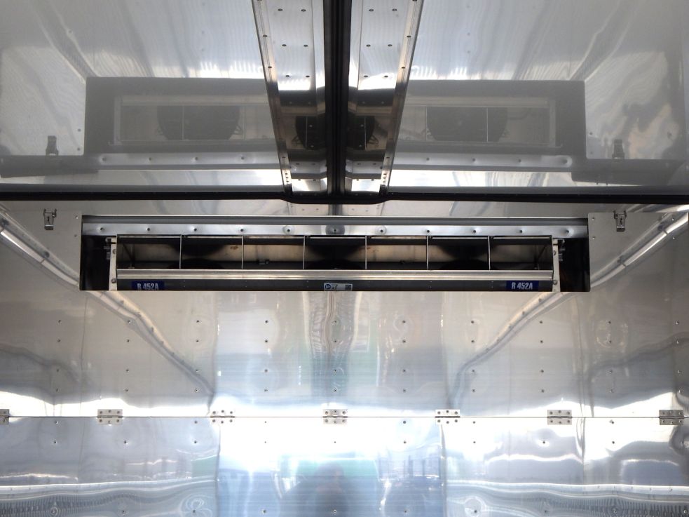 冷凍機の吹き出し口の状態です。|日野 プロフィア 2DG-FW1AHCの写真11