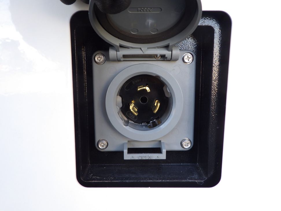 スタンバイ付きです。|日野 プロフィア 2DG-FW1AHCの写真13