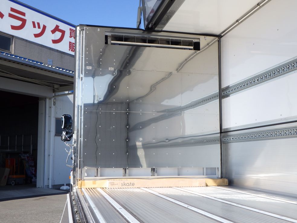 プロテクター裏側の状態です。|日野 プロフィア 2DG-FW1AHCの写真42