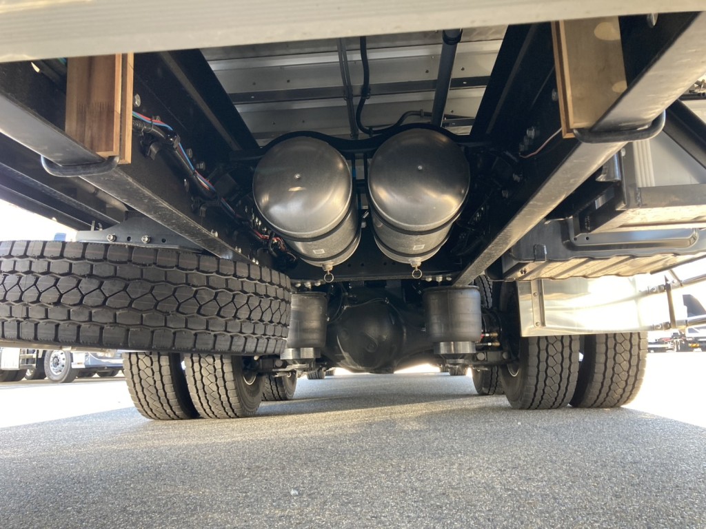 下回りの状態です。|日野 プロフィア 2DG-FW1AHCの写真6