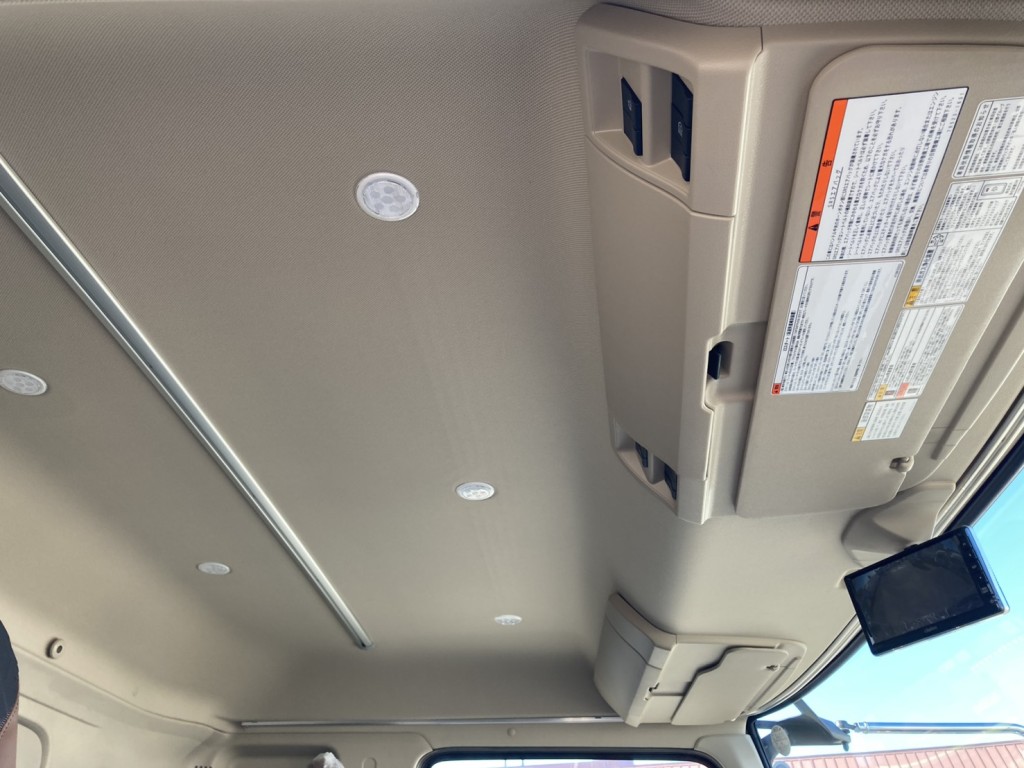 日野 プロフィア 2DG-FW1AHCの写真12