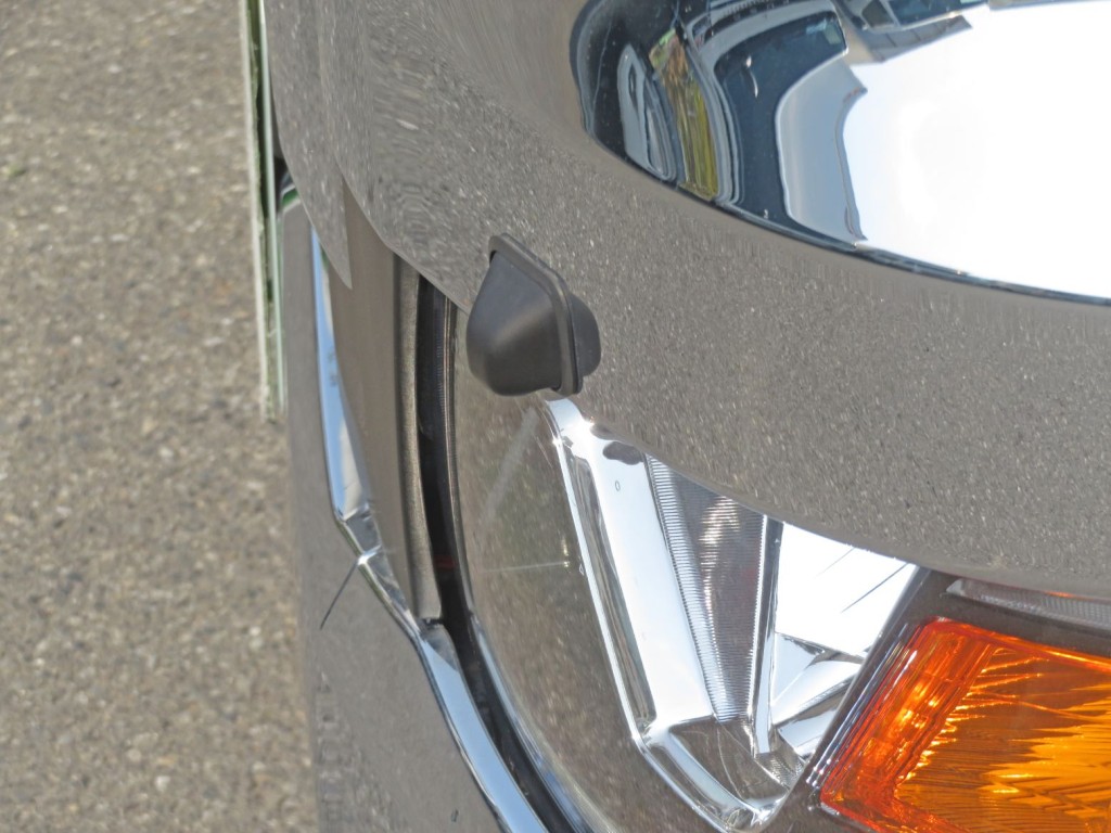 ヘッドライトウォッシャー付きです。|日野 プロフィア 2DG-FW1AHCの写真14