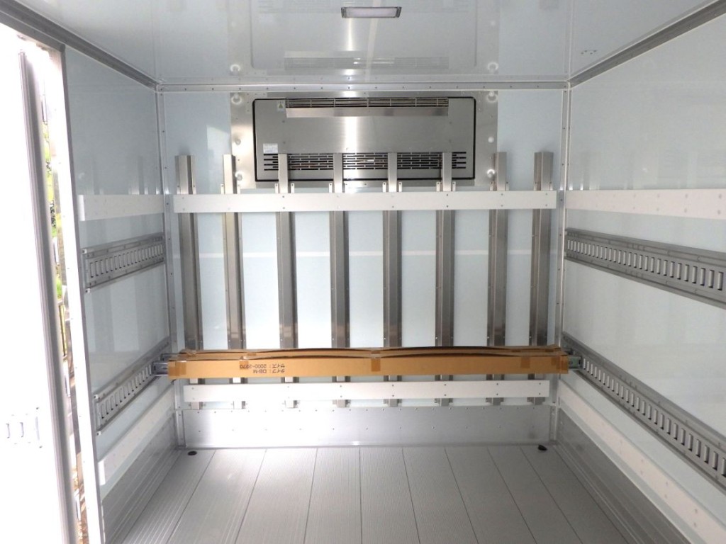 プロテクター裏側の状態です。|日野 レンジャー 2KG-FD2ABG(2WD)の写真18