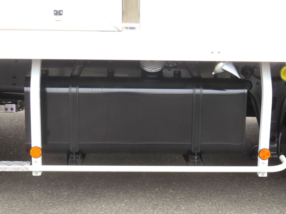 燃料タンクは200Lです。|日野 レンジャー 2KG-FD2ABG(2WD)の写真20