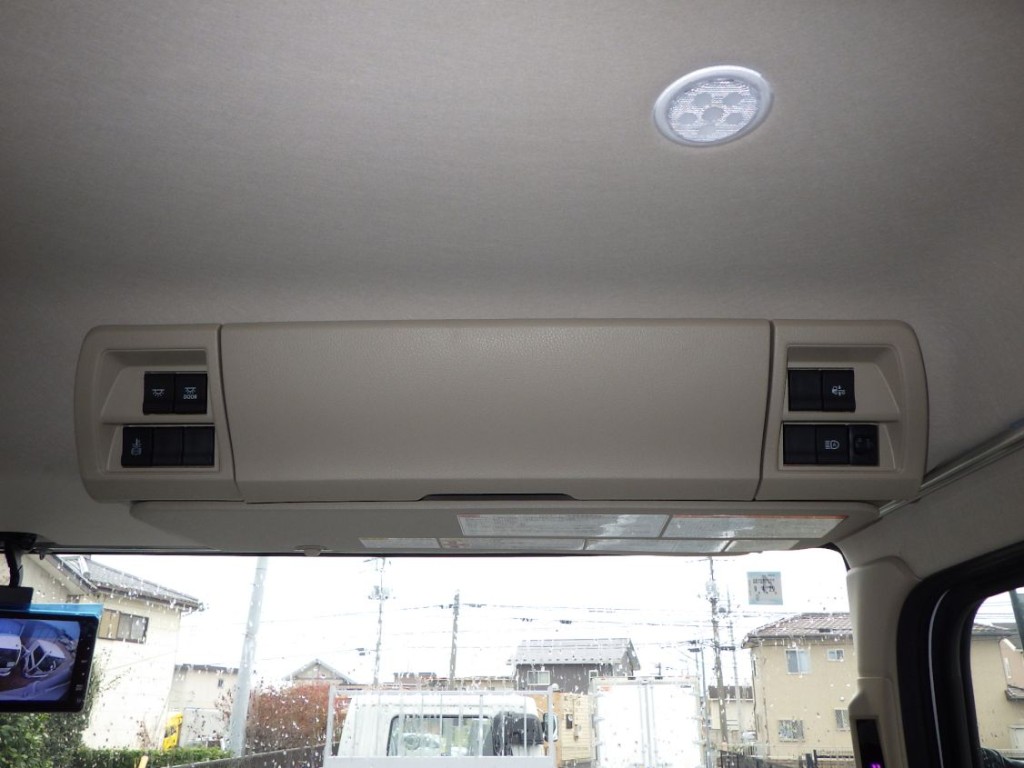 日野 レンジャー 2KG-FD2ABG(2WD)の写真31