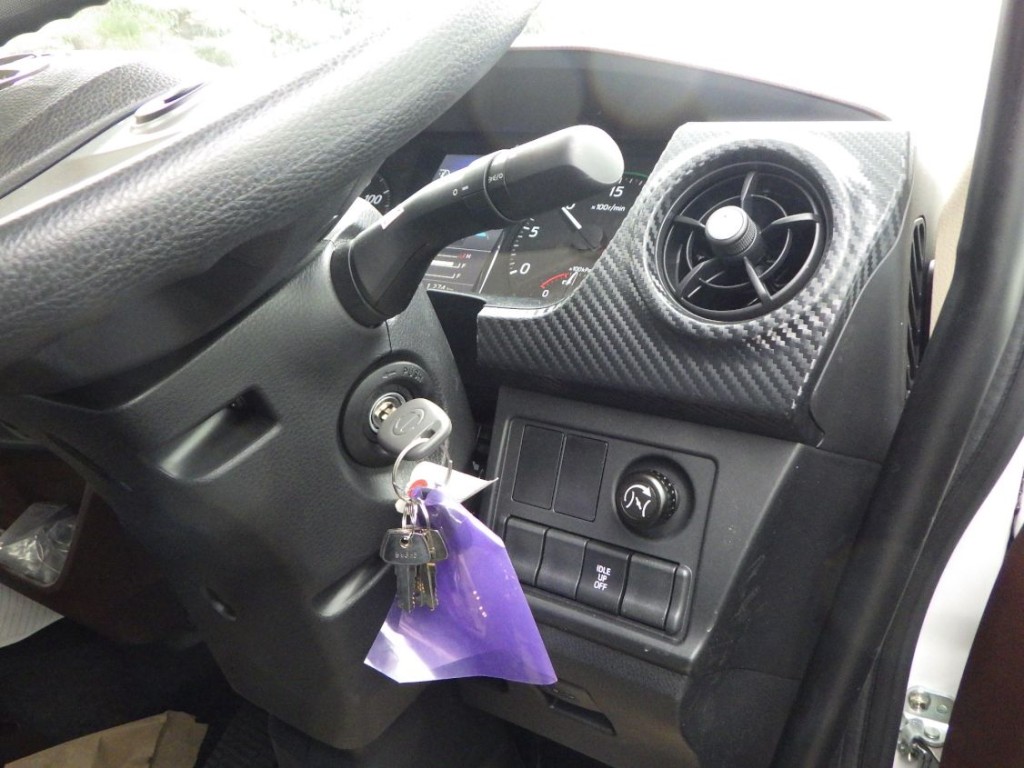 日野 レンジャー 2KG-FD2ABG(2WD)の写真32