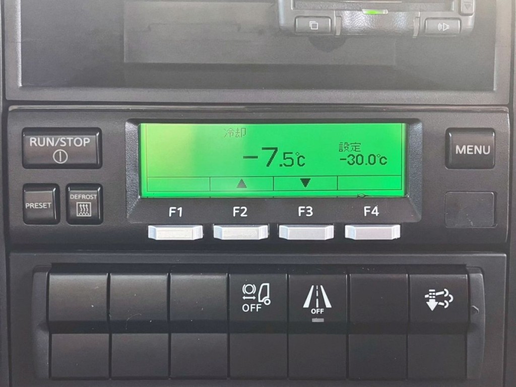 冷凍機は-30℃設定(低温仕様)26.3℃スタート1.5Hで-7.5℃確認済みです。|三菱 ファイター 2KG-FK65F(2WD)の写真21