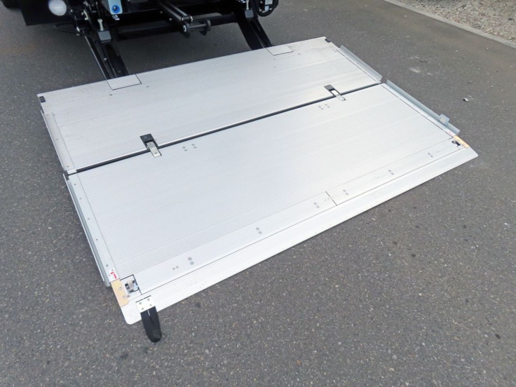 ゲートステージの状態です。|三菱 ファイター 2KG-FK65F(2WD)の写真11