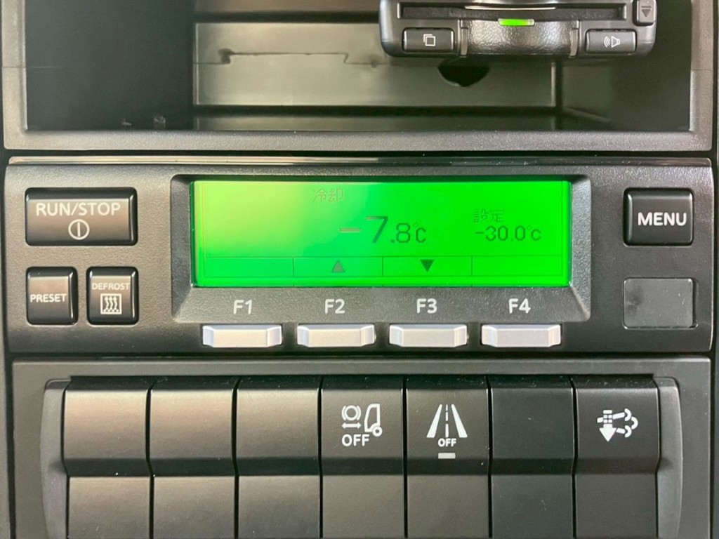 冷凍機は－30℃設定（低温仕様）26.4℃スタート1.5Hで-7.8℃確認済みです。|三菱 ファイター 2KG-FK65F(2WD)の写真21