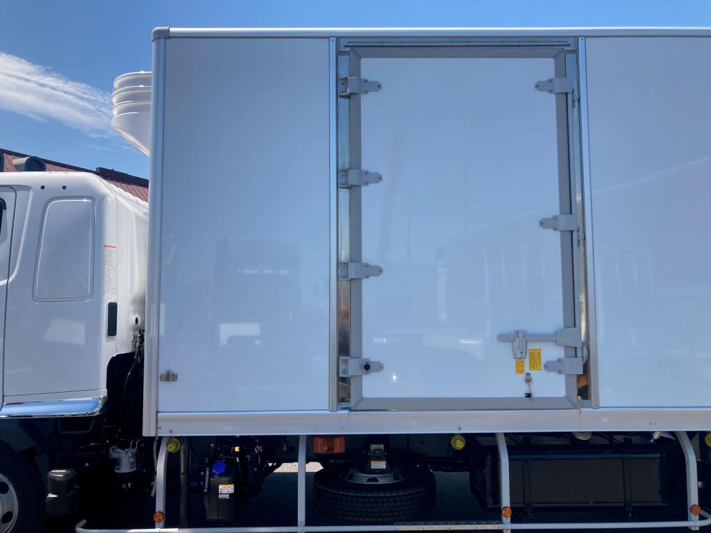 Sドアを閉めた状態です。|日野 レンジャー 2KG-FD2ABG(2WD)の写真25