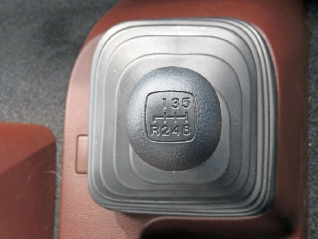 日野 レンジャー 2KG-FD2ABG(2WD)の写真31