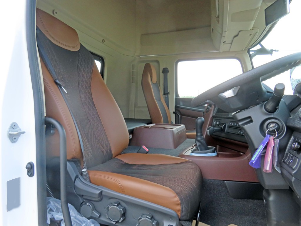ハイルーフキャビンです。|日野 プロフィア 2DG-FQ1AJCの写真6
