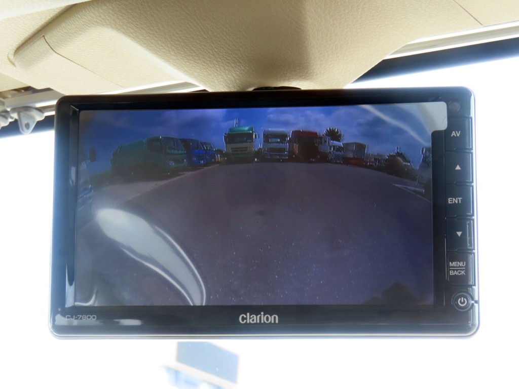 液晶バックモニター付きです。|日野 プロフィア 2DG-FQ1AJCの写真24