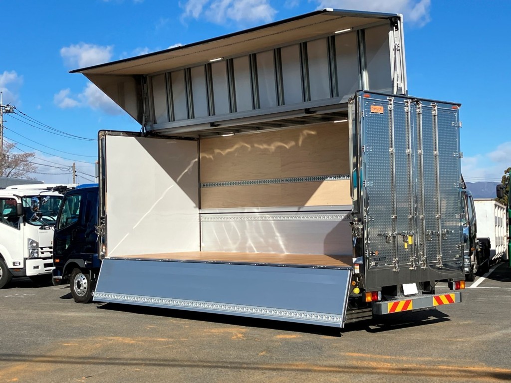 三菱 ファイター 2KG-FK65F(2WD)の写真3