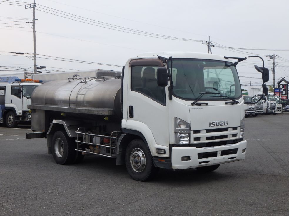 いすゞ フォワード SKG-FSR90S2の写真2