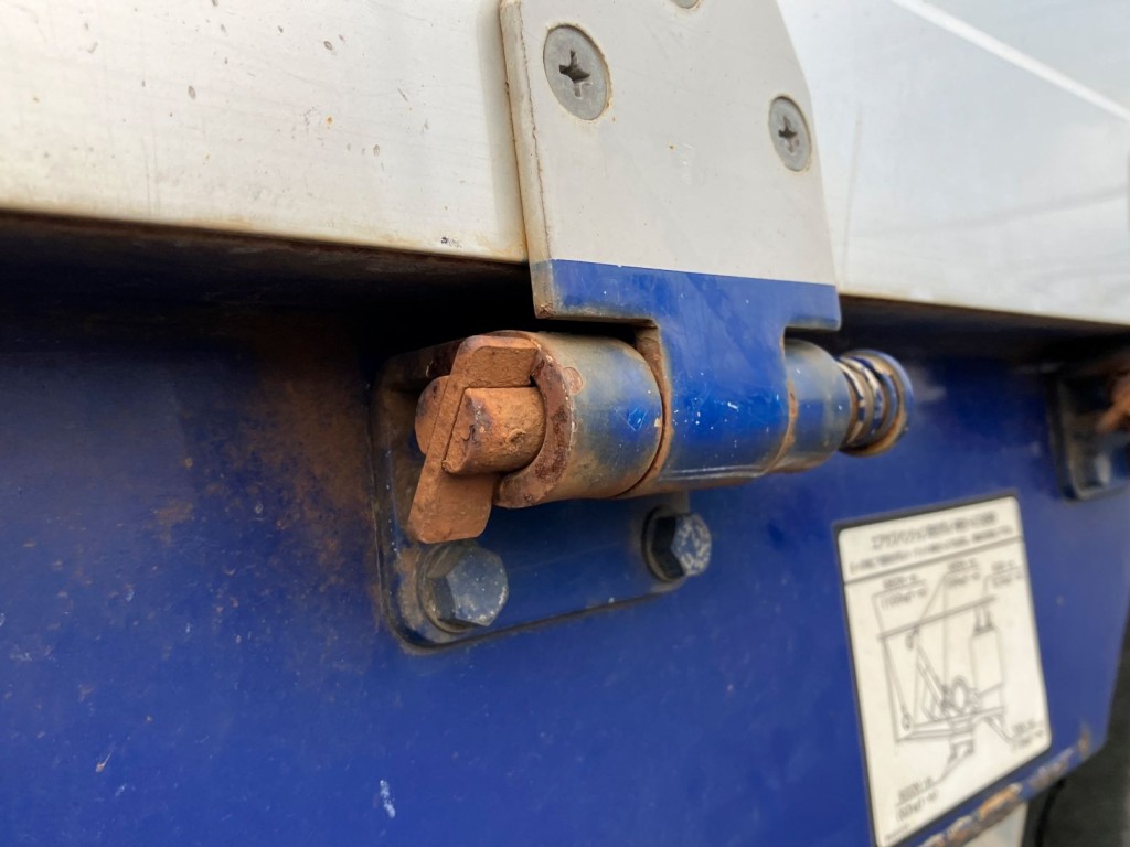 各アオリヒンジピンは脱着可能です。|フルハーフ DFPDG341AN改の写真46