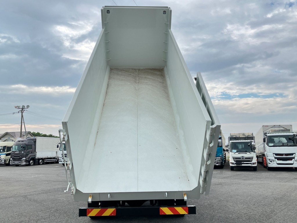 荷台全体の状態です。|三菱 スーパーグレート 2PG-FV80VYの写真8