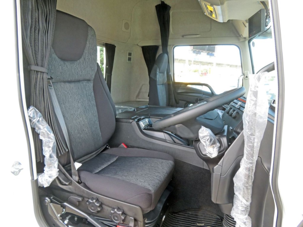ハイルーフキャビンです。|三菱 スーパーグレート 2PG-FV80VZの写真6