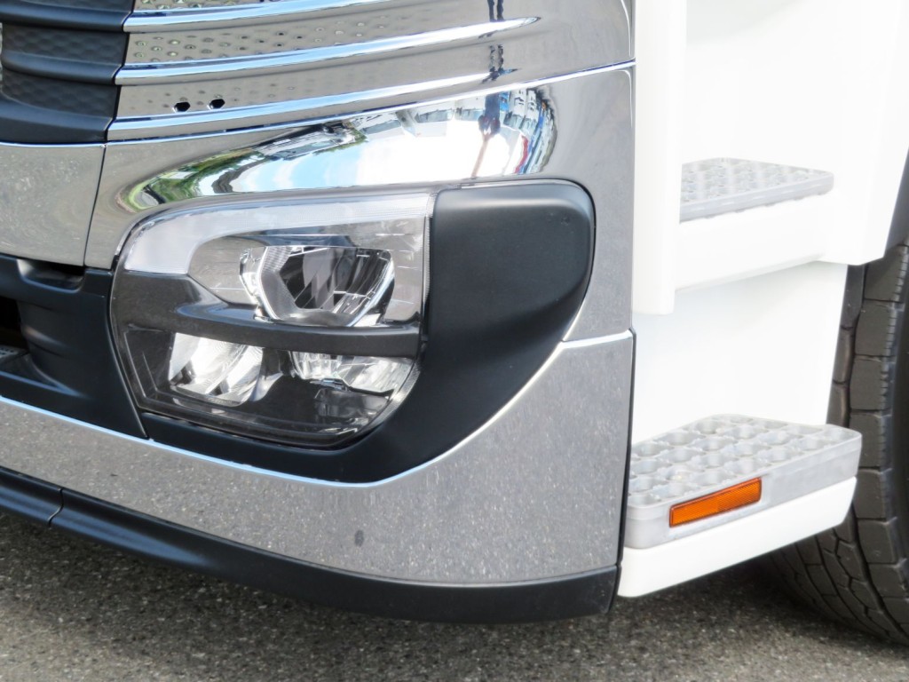 アクティブサイドガードアシストセンサー付きです。|三菱 スーパーグレート 2PG-FV80VZの写真13