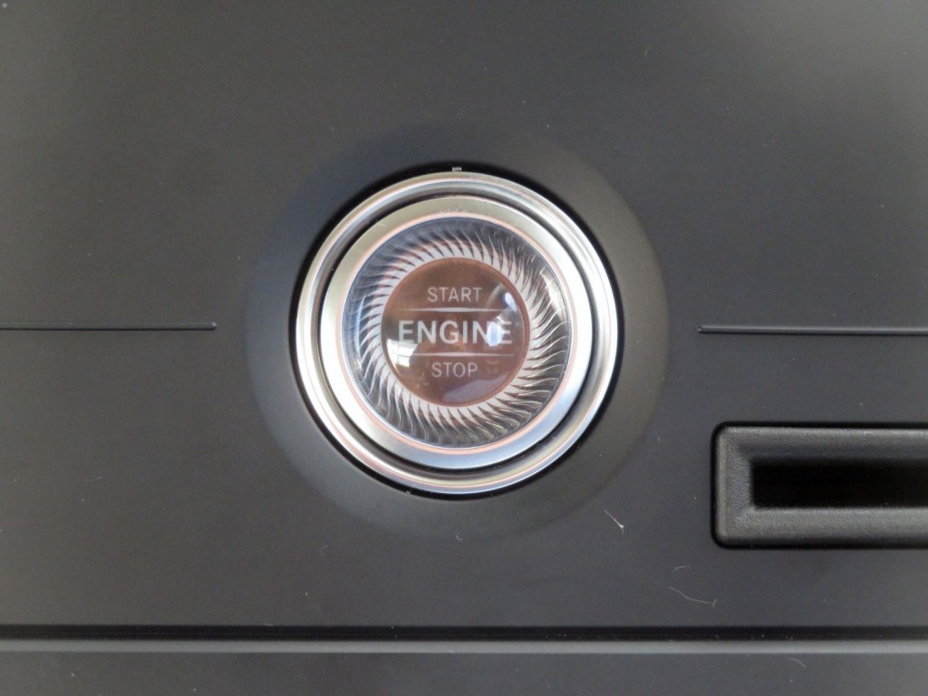 エンジンステートスイッチです。|三菱 スーパーグレート 2PG-FV80VZの写真19