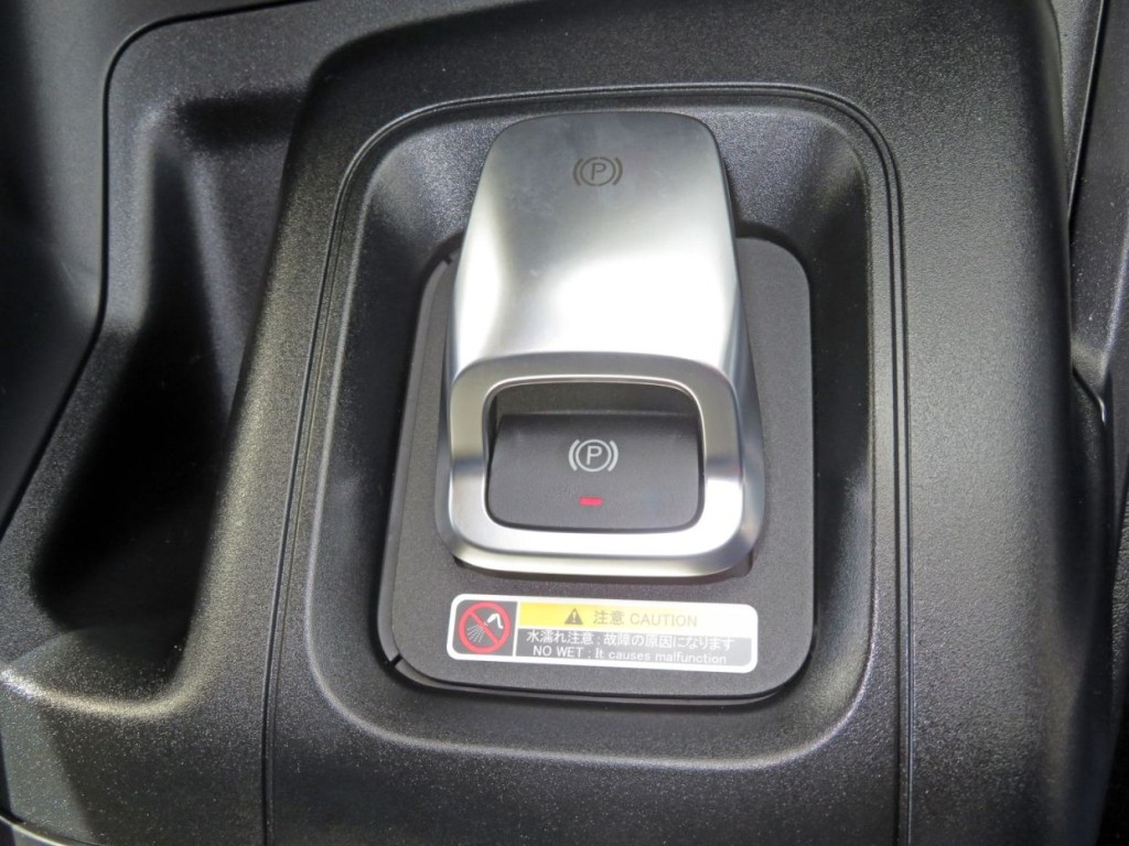 サイドブレーキです。|三菱 スーパーグレート 2PG-FV80VZの写真20