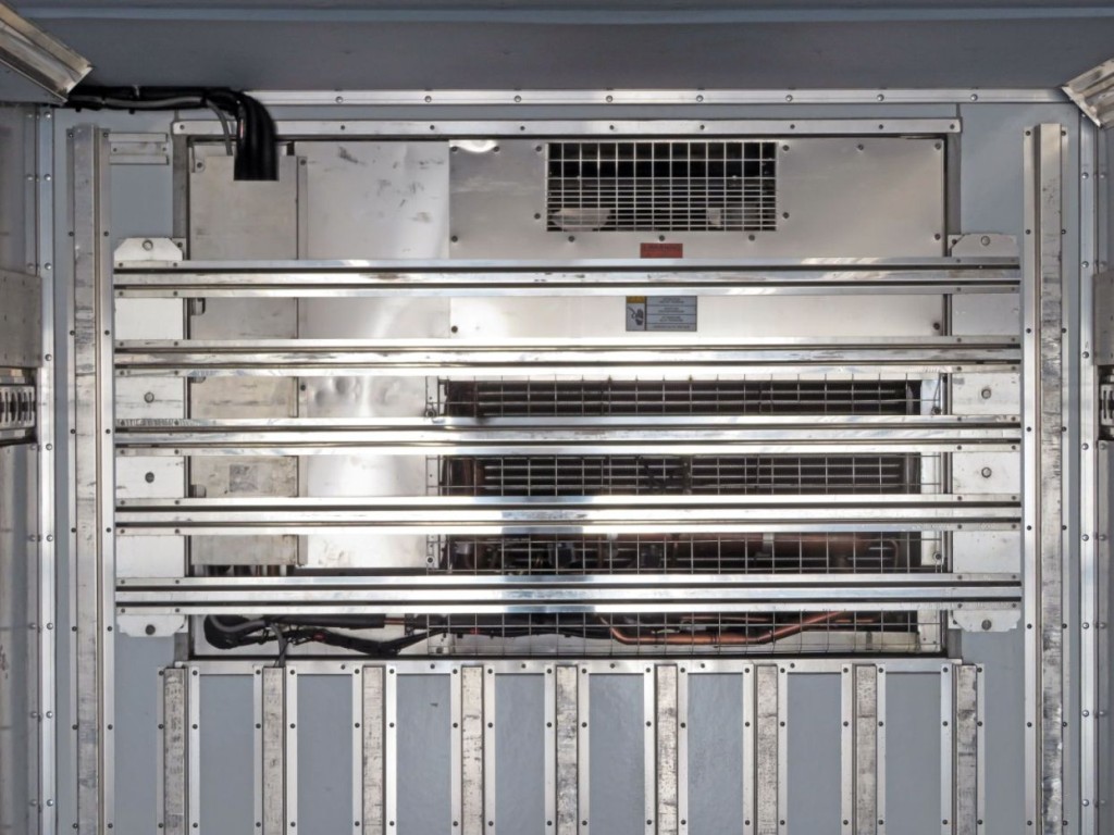 冷凍機の吹き出し口です。|トレクス  VFR346ADの写真10