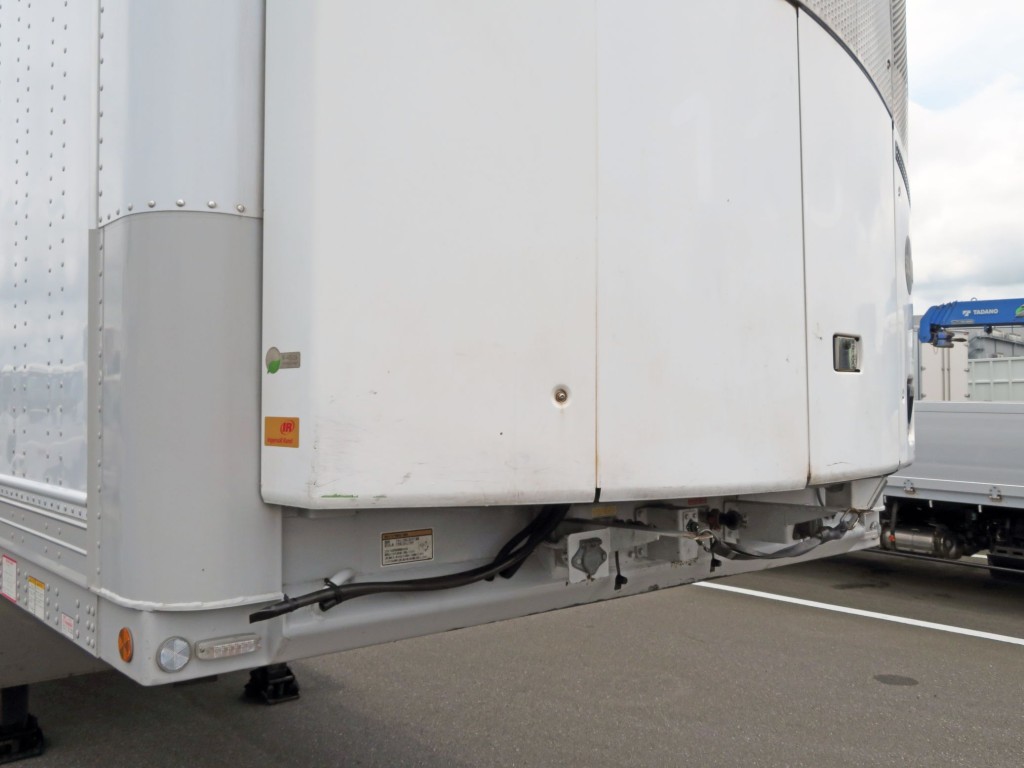 カバーに軽いスレがあります。|トレクス  VFR346ADの写真36