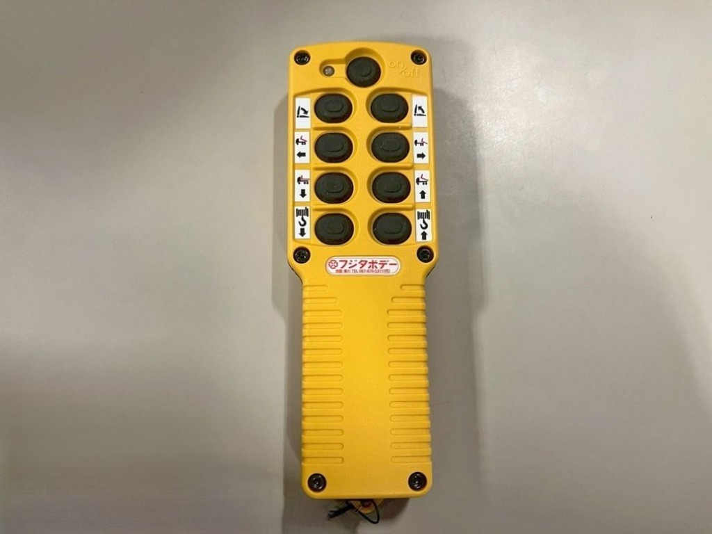 ラジコンは点検済みです。|日野 プロフィア 2DG-FW1AHCの写真26