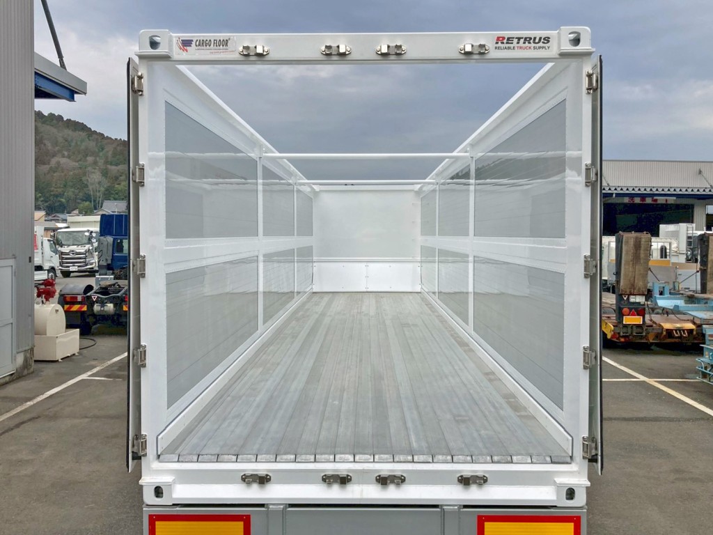 床はムービングフロアー・アルミ製です。|トレクス CTB34004の写真10