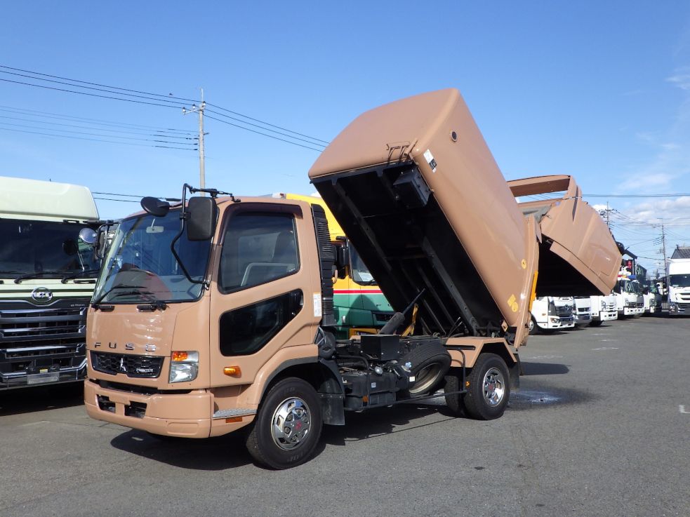 三菱 ファイター TKG-FK71F(2WD)の写真1