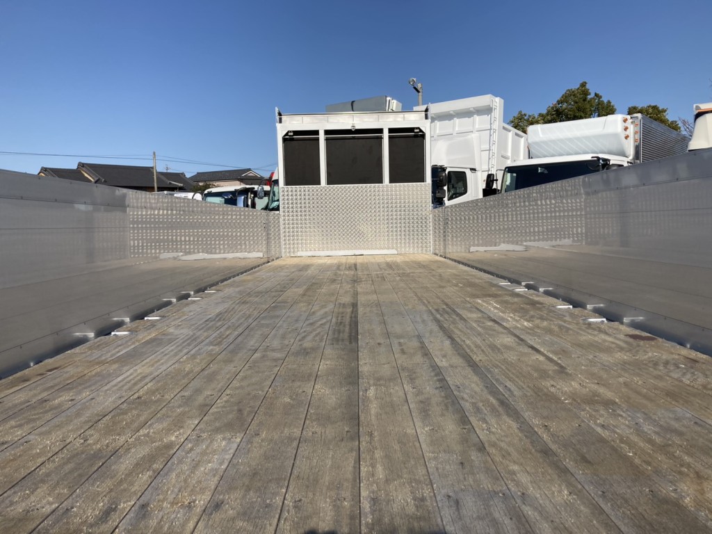 荷台の状態です。|日野 プロフィア 2KG-FW1AHCの写真17