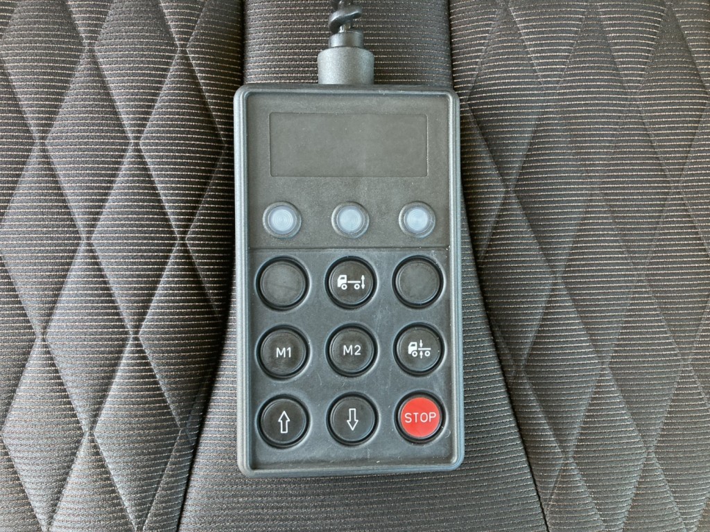 エアサスのコントローラーです。|日野 プロフィア 2KG-FW1AHCの写真26