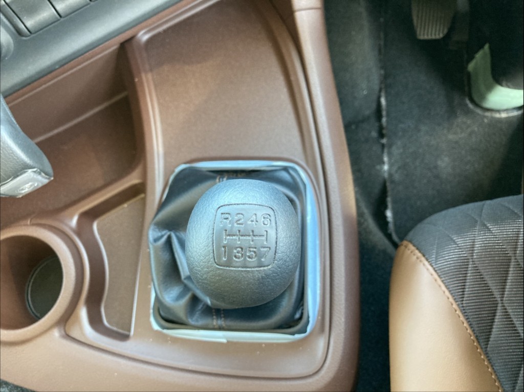 7速です。|日野 プロフィア 2KG-FW1AHCの写真28