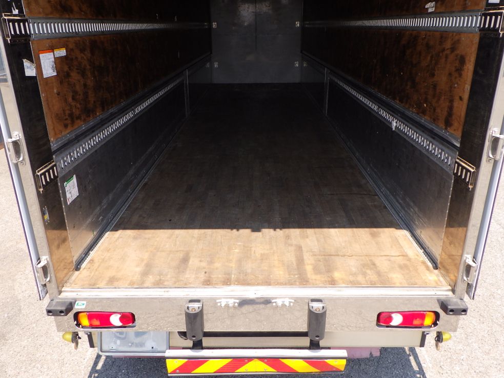 床板の状態です。|UDトラックス クオン 2PG-CG5CAの写真10