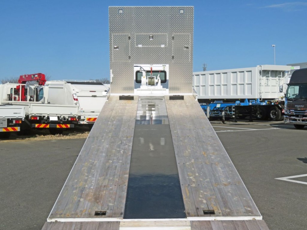 床左右板張り・中央のみ鉄張りです。（床板に日焼け跡があります）|日野 プロフィア 2DG-FW1AHCの写真8