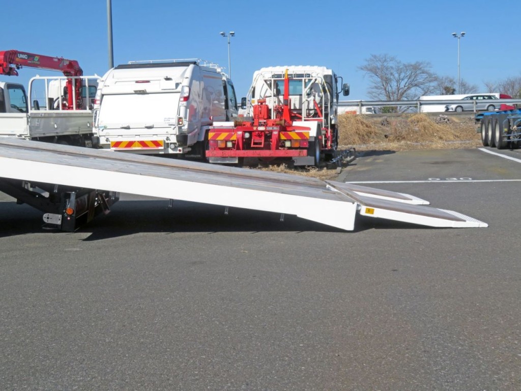 日野 プロフィア 2DG-FW1AHCの写真15