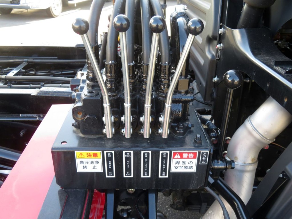 上物操作レバーです。|日野 プロフィア 2DG-FW1AHCの写真17