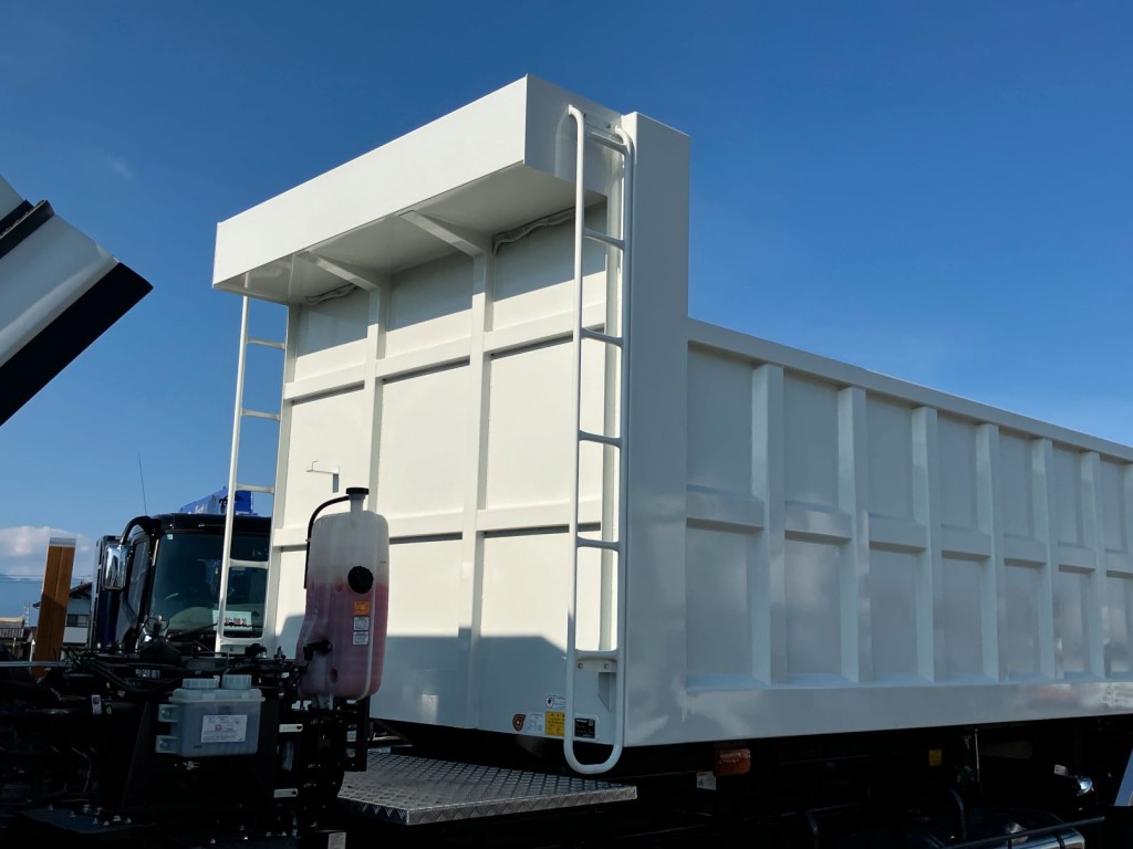 ボデー前面の状態です。|三菱 スーパーグレート 2PG-FV80VZの写真28