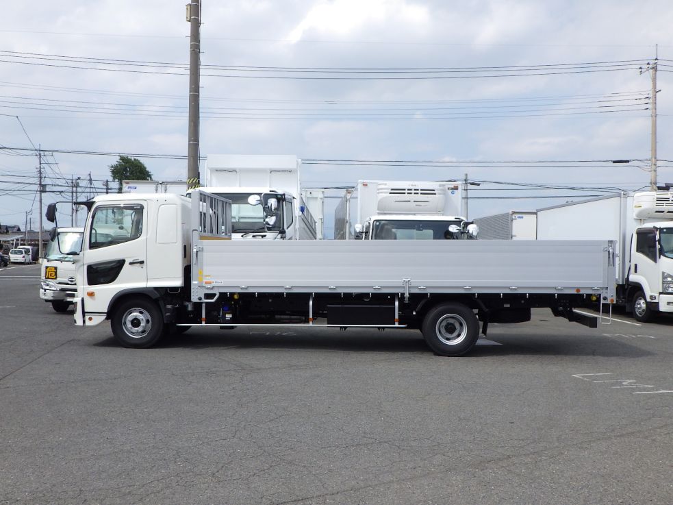 日野 レンジャー 2PG-FD2ABA(2WD)の写真32