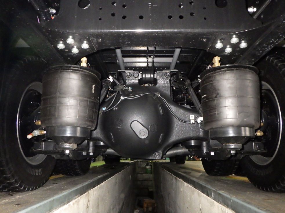 日野 プロフィア 2DG-FW1AHCの写真15