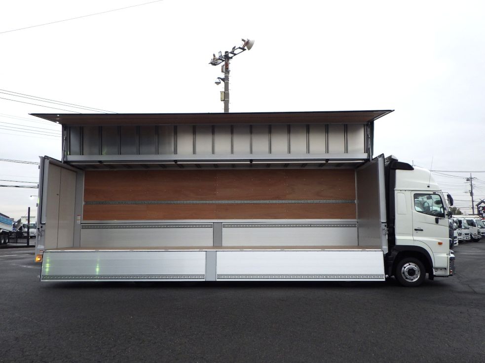 日野 プロフィア 2DG-FW1AHCの写真32