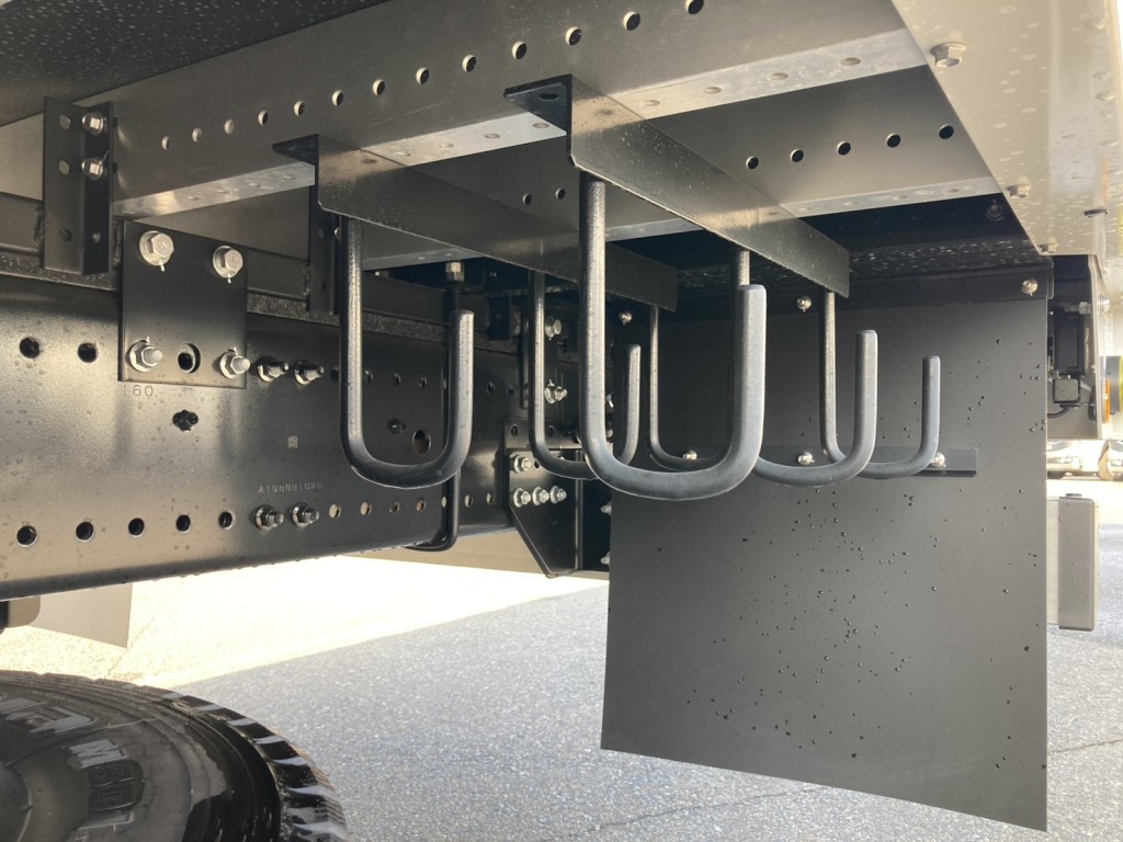 シャーシとネタの状態です。|日野 プロフィア 2DG-FW1AHCの写真8